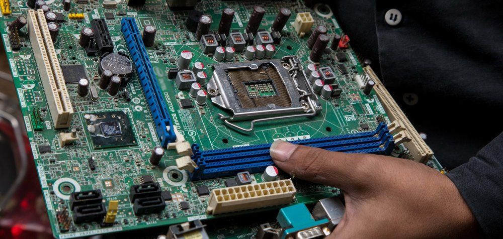How ITU is stemming the e-waste surge with standards, studies and more featured image
