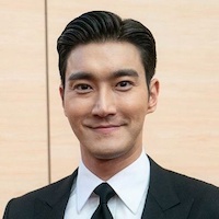 Photo of Siwon Choi, candidate