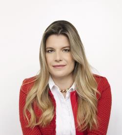 Ms. Isabel Ebert