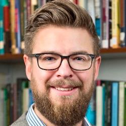 Dr. Florian Ostmann