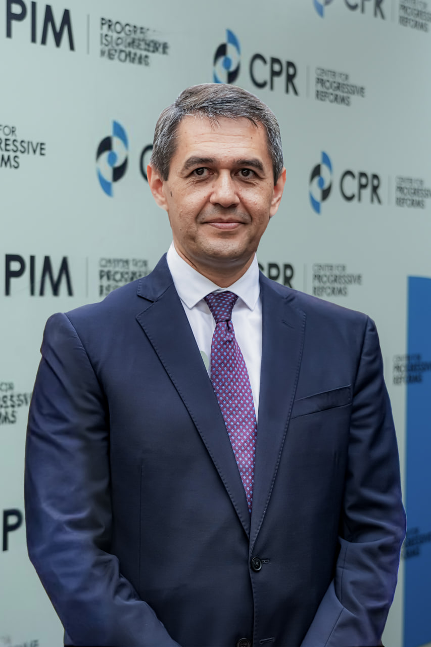 Kadambay Sultanov