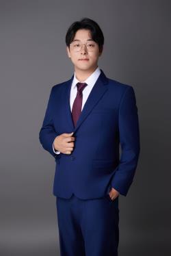 Mr. Matthew Leung